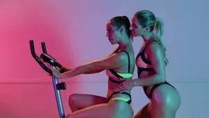 Smashing Women Share Their Lust For Porn At The Gym